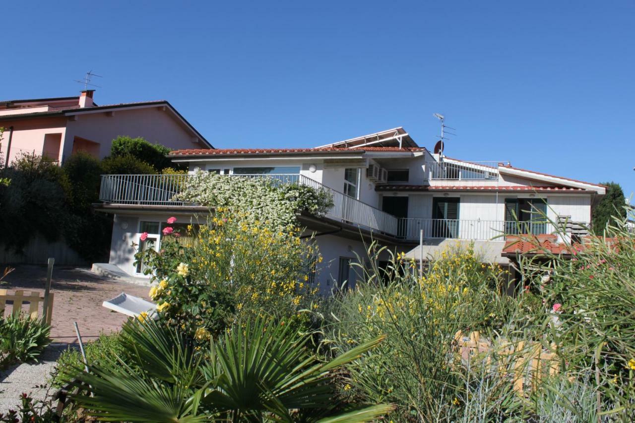Holiday Home Villa Bobolino مونتيلوبو فيورنتينو المظهر الخارجي الصورة