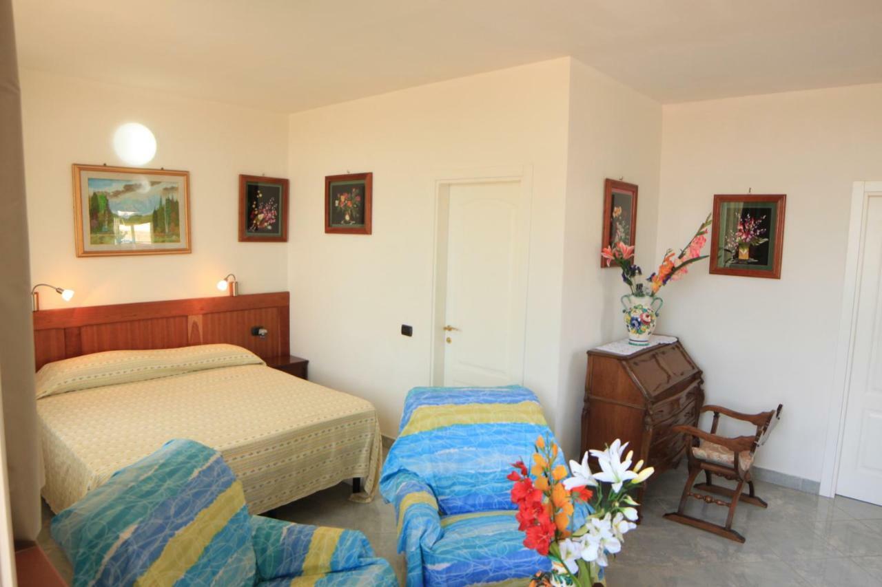 Holiday Home Villa Bobolino مونتيلوبو فيورنتينو المظهر الخارجي الصورة